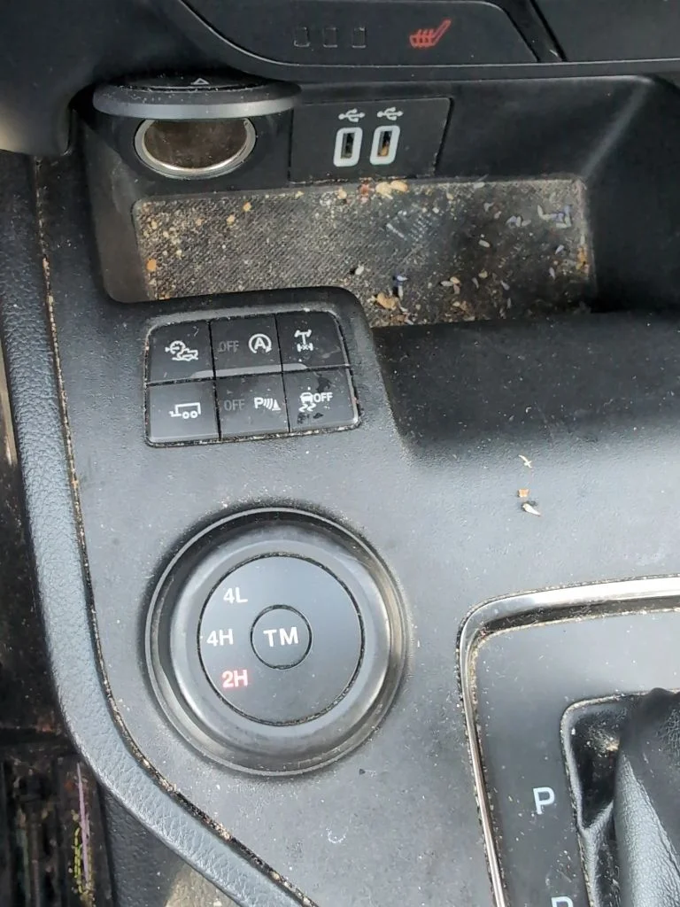 Certified Used 2021 Silver Ford Lariat image 11