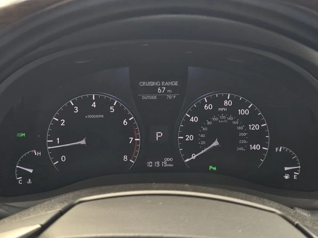 Used 2014 Starfire Pearl Lexus Base image 18