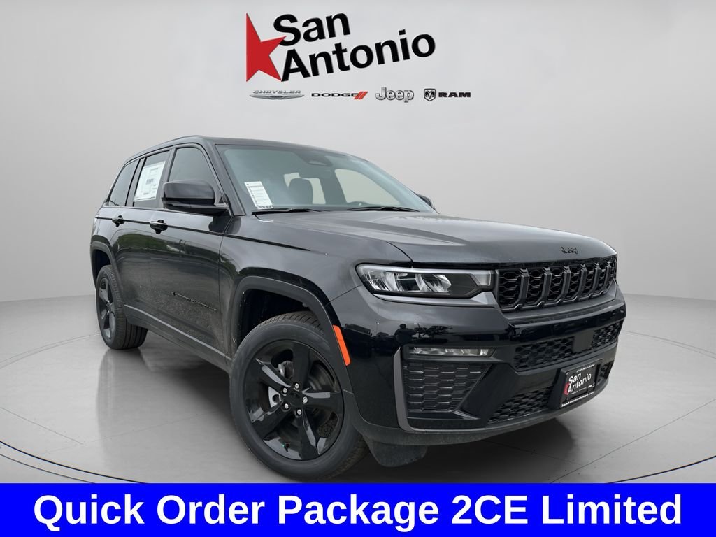 New 2026 Diamond Black Crystal Pearlcoat Jeep Limited image 3