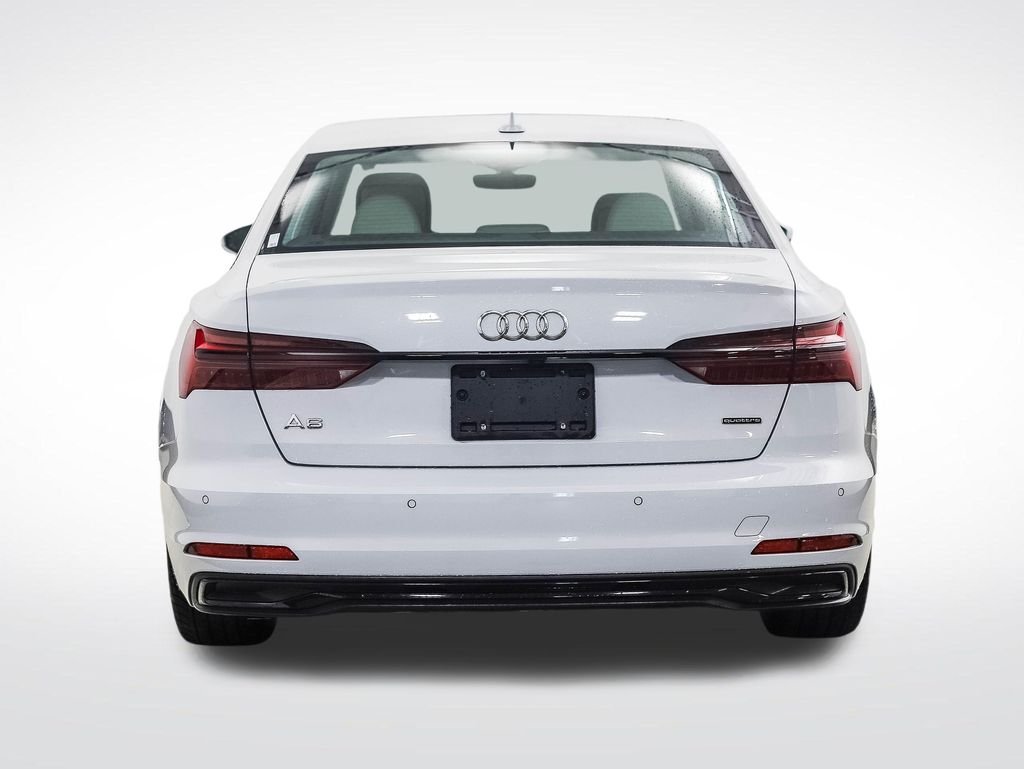 Used 2025 Glacier White Metallic Audi 45 Premium image 4