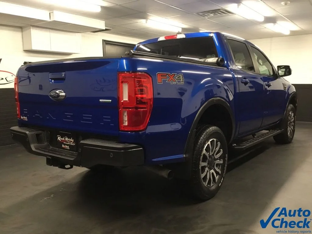 Used 2019 Blue Ford Lariat image 10