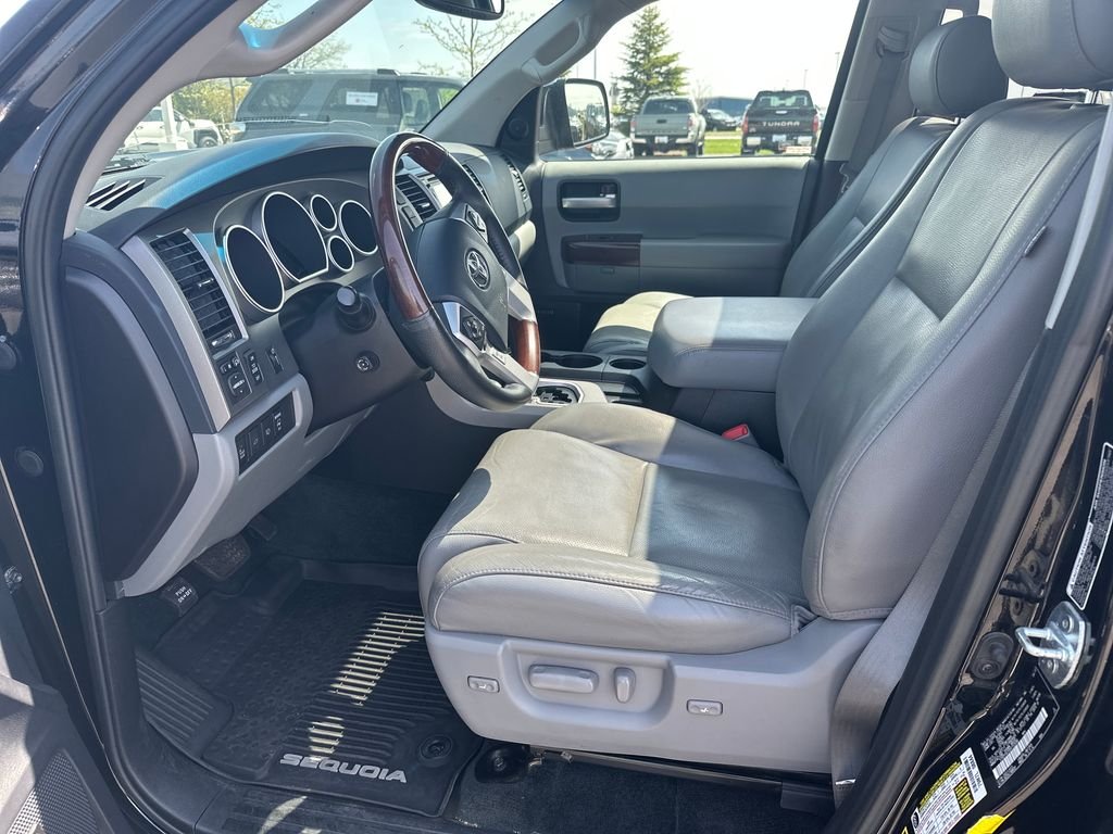 Certified Used 2017 Black Toyota Platinum image 13