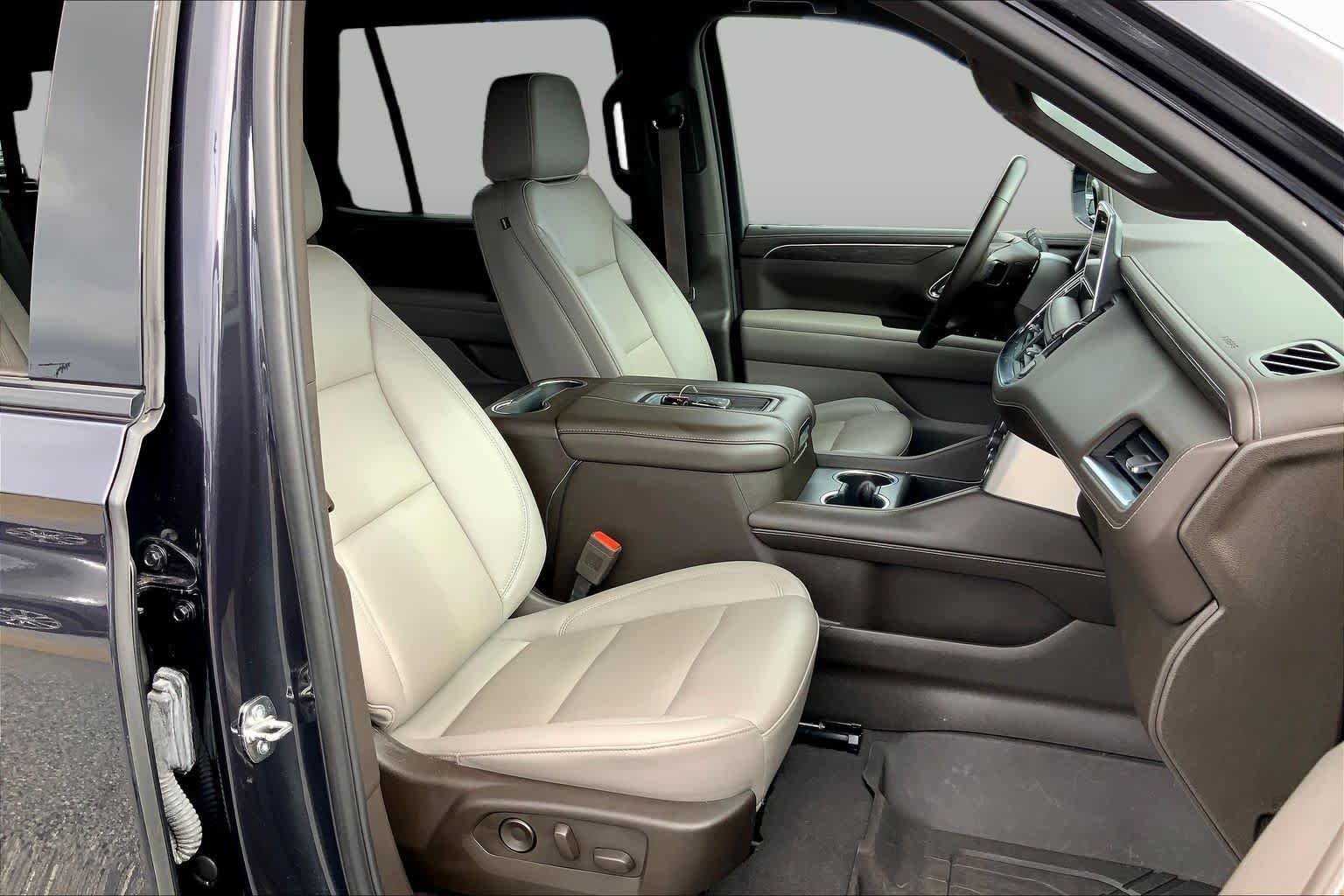 Used 2024 Dark Ash Metallic Chevrolet Z71 image 9