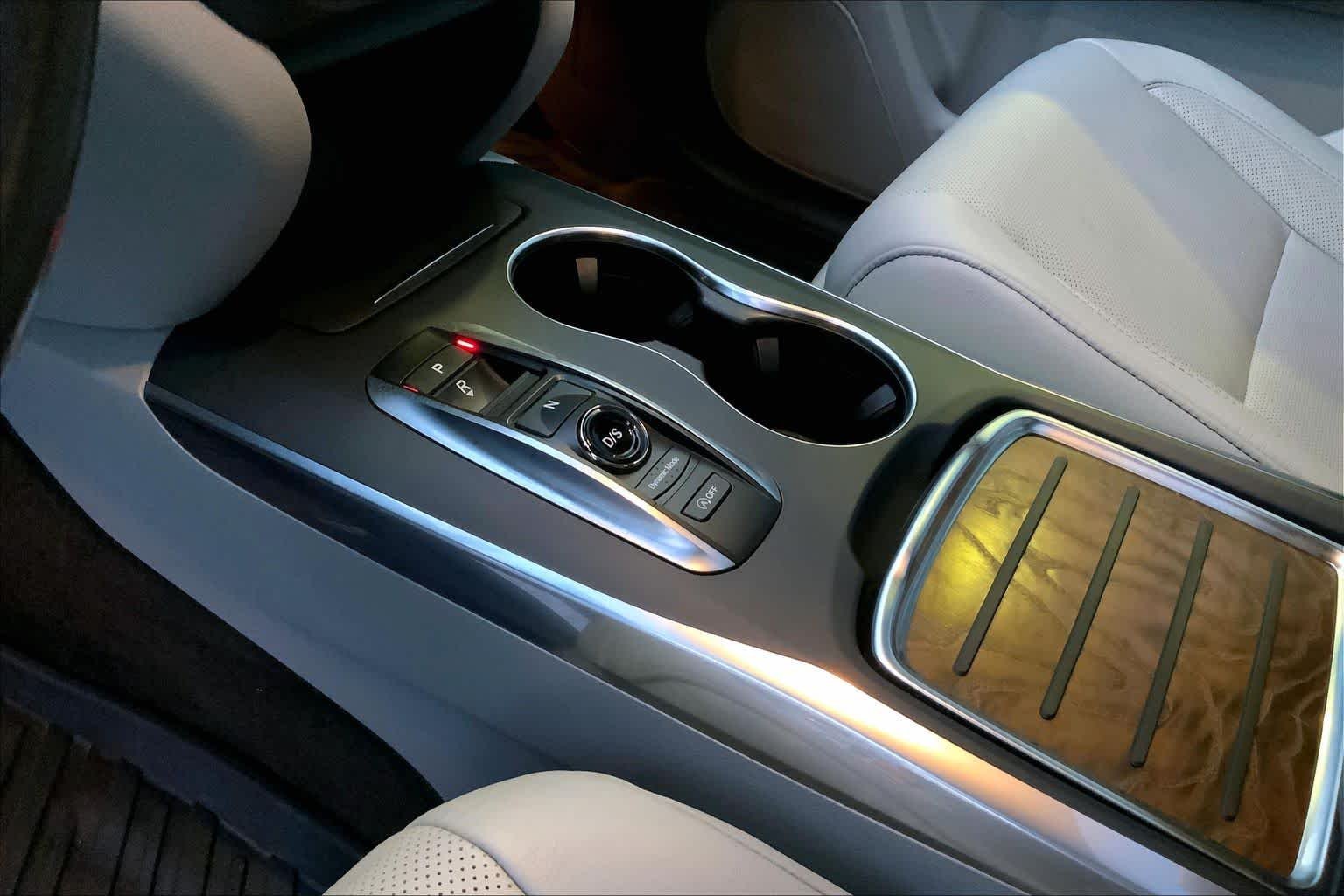 Used 2020 Lunar Silver Metallic Acura w/Technology Pkg image 14