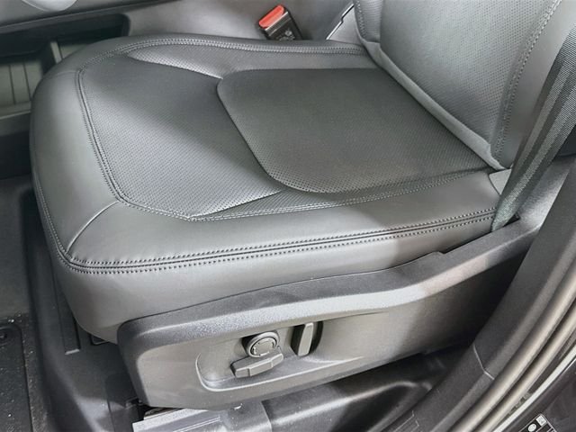 New 2026 Carpathian Grey Land Rover X-Dynamic SE image 22