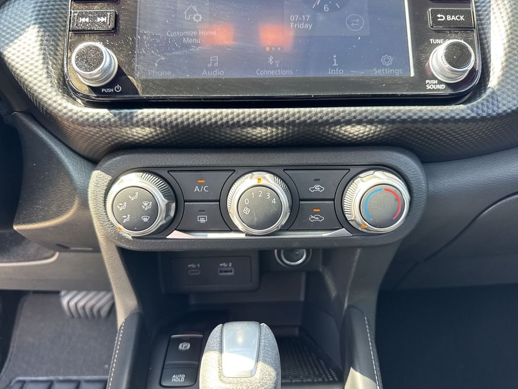 Used 2023 Gray Nissan SV image 16