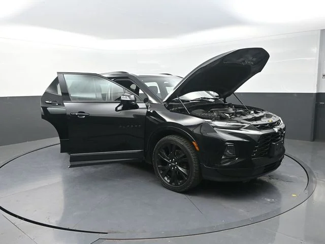 Used 2021 Black Chevrolet RS image 30