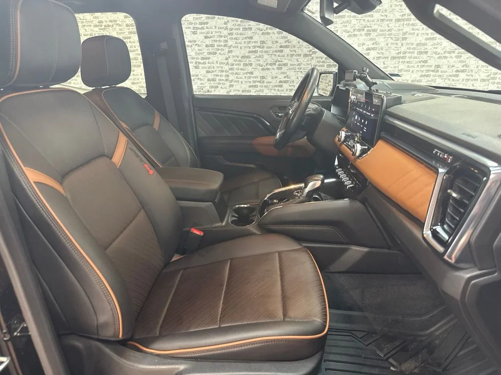Used 2023 Onyx Black GMC AT4 image 11
