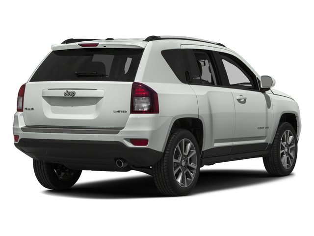 Used 2016 Bright White Clearcoat Jeep Latitude image 5