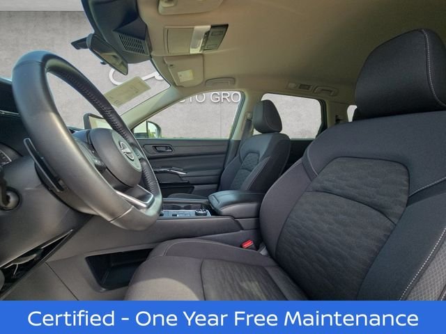 Certified Used 2025 White Nissan SV image 19