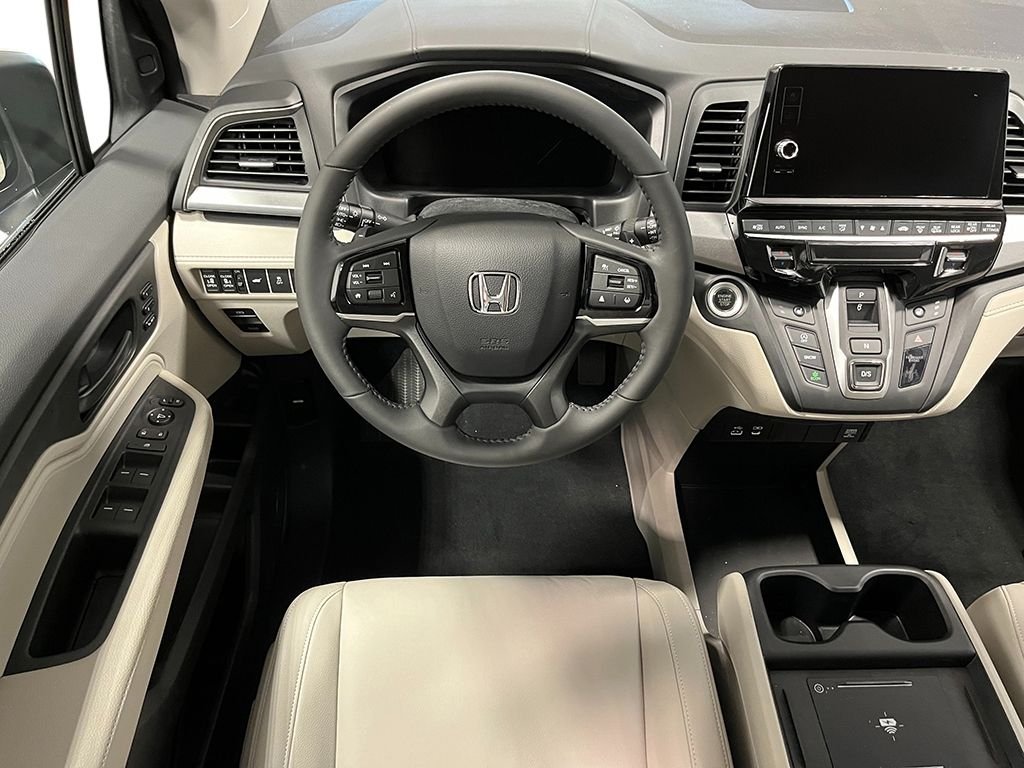 2026 Honda Odyssey EX-L - Photo 16