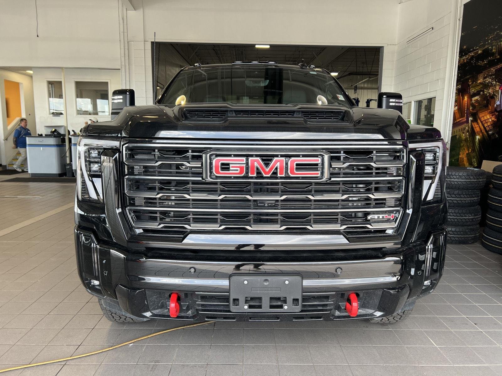 Used 2025 Onyx Black GMC AT4 image 2