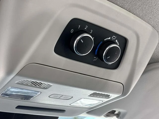 2025 Ford Transit Passenger Van XLT - Photo 37
