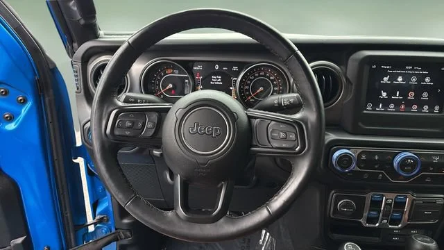 Used 2022 Blue Jeep Sport S 4x4 image 12