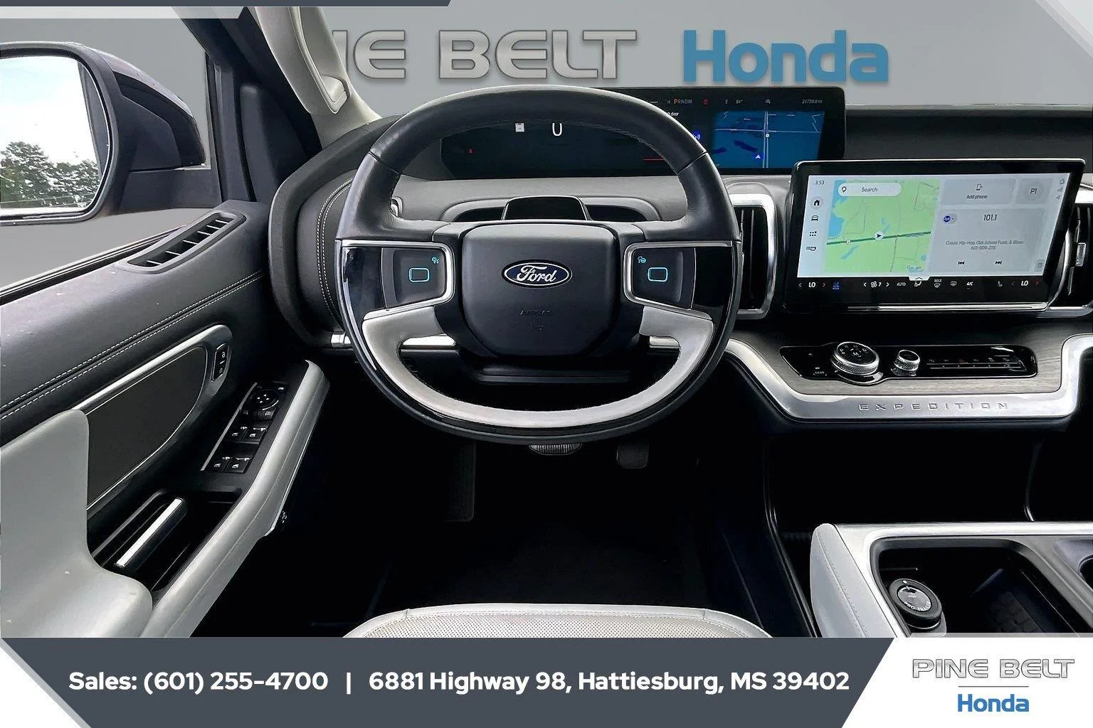 Used 2025 Agate Black Ford Platinum image 5