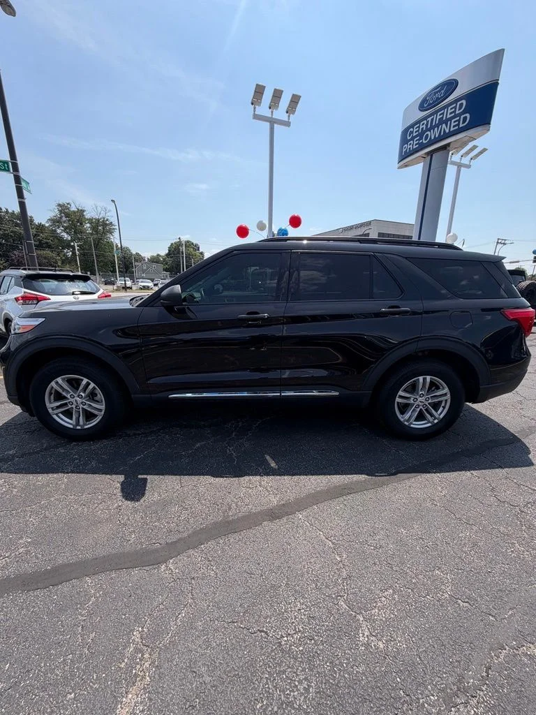 Used 2022 Black Ford XLT image 12
