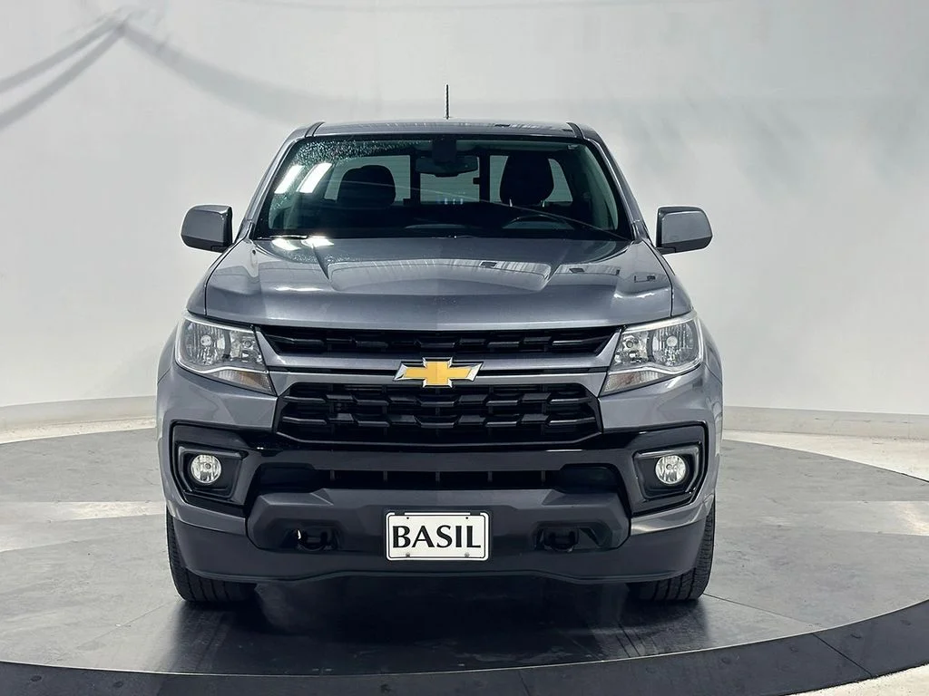 Used 2021 Gray Chevrolet LT image 9