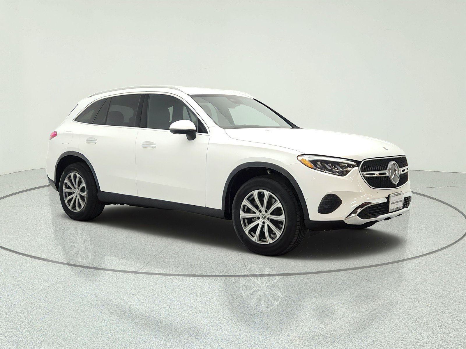 Certified Used 2024 Polar White Mercedes-Benz GLC 300 SUV image 3