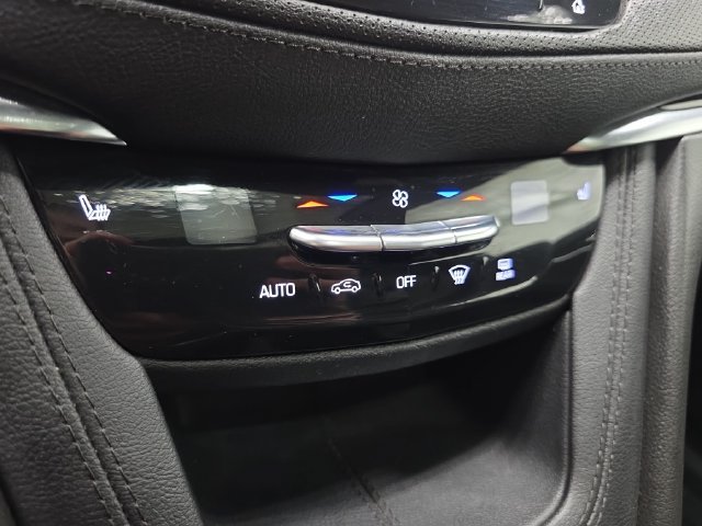Used 2020 Black Cadillac Premium Luxury image 23