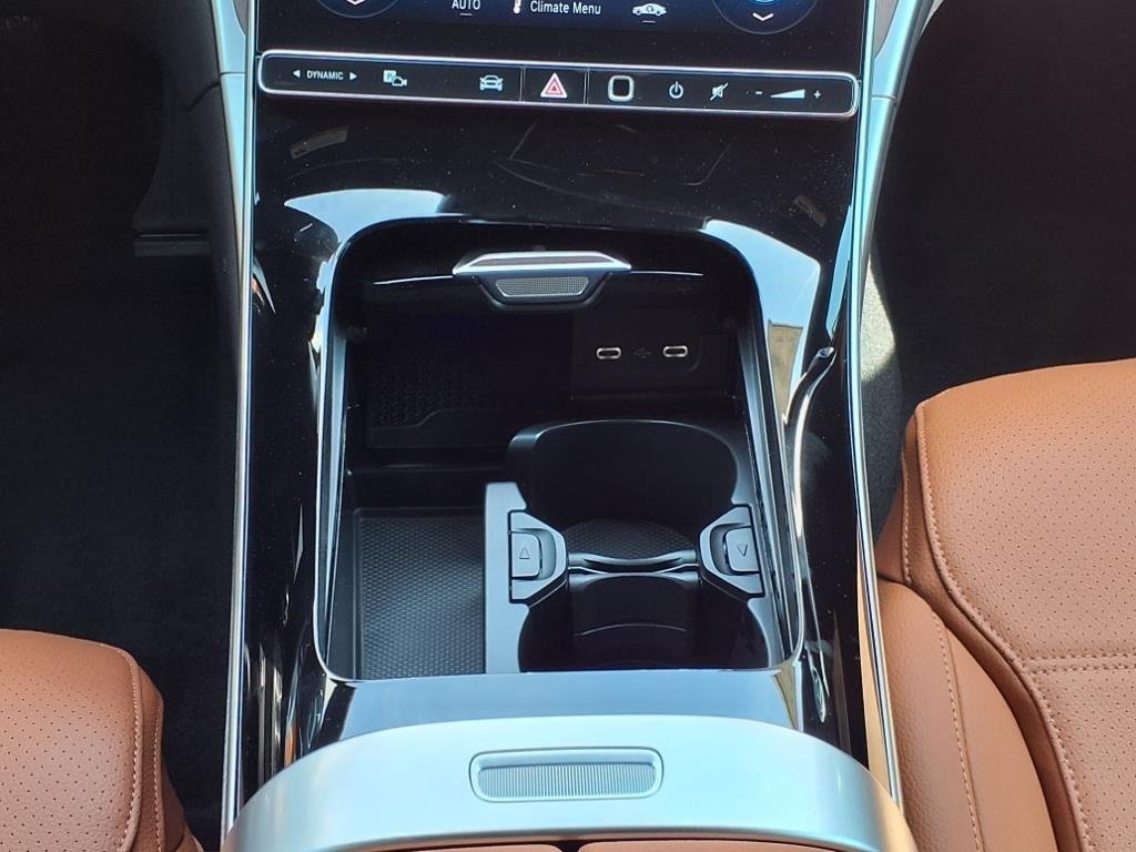 Used 2025 Polar White Mercedes-Benz C 300 image 19