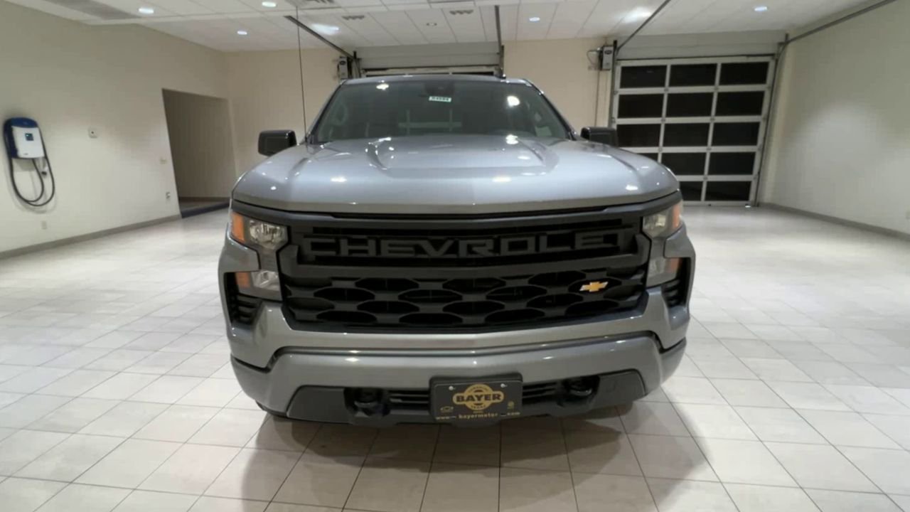 2025 Chevrolet Silverado 1500 Custom - Photo 34