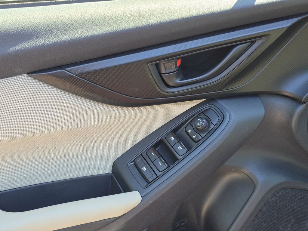 Used 2020 Red Subaru Base image 29