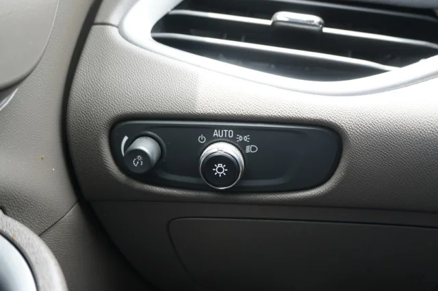 Used 2022  Chevrolet LT image 24