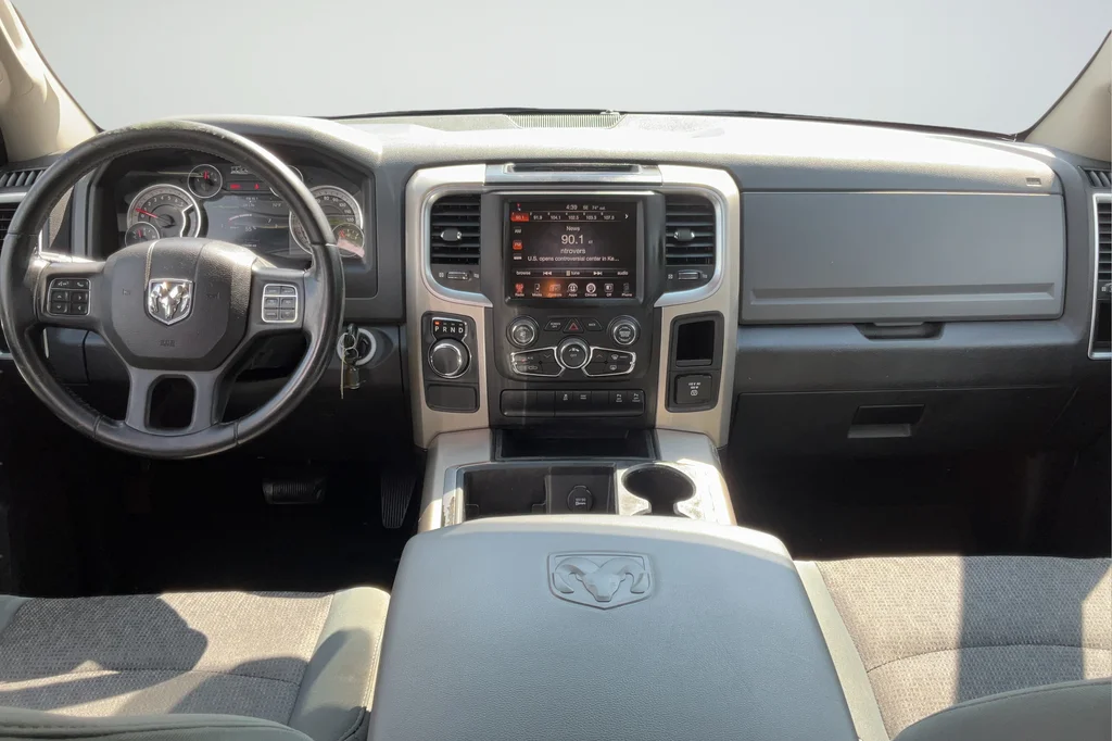Used 2015 Gray Ram Big Horn image 12