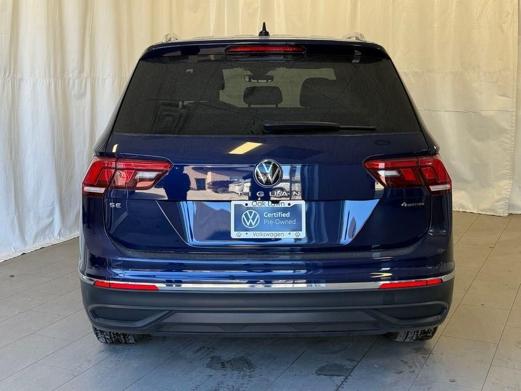 Used 2024 Atlantic Blue Metallic Volkswagen 2.0T SE image 4