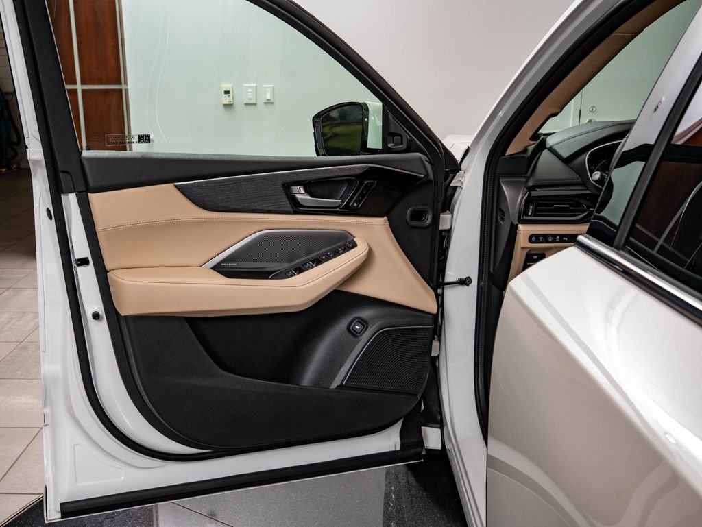 New 2026 Platinum White Pearl Acura Advance Package image 26