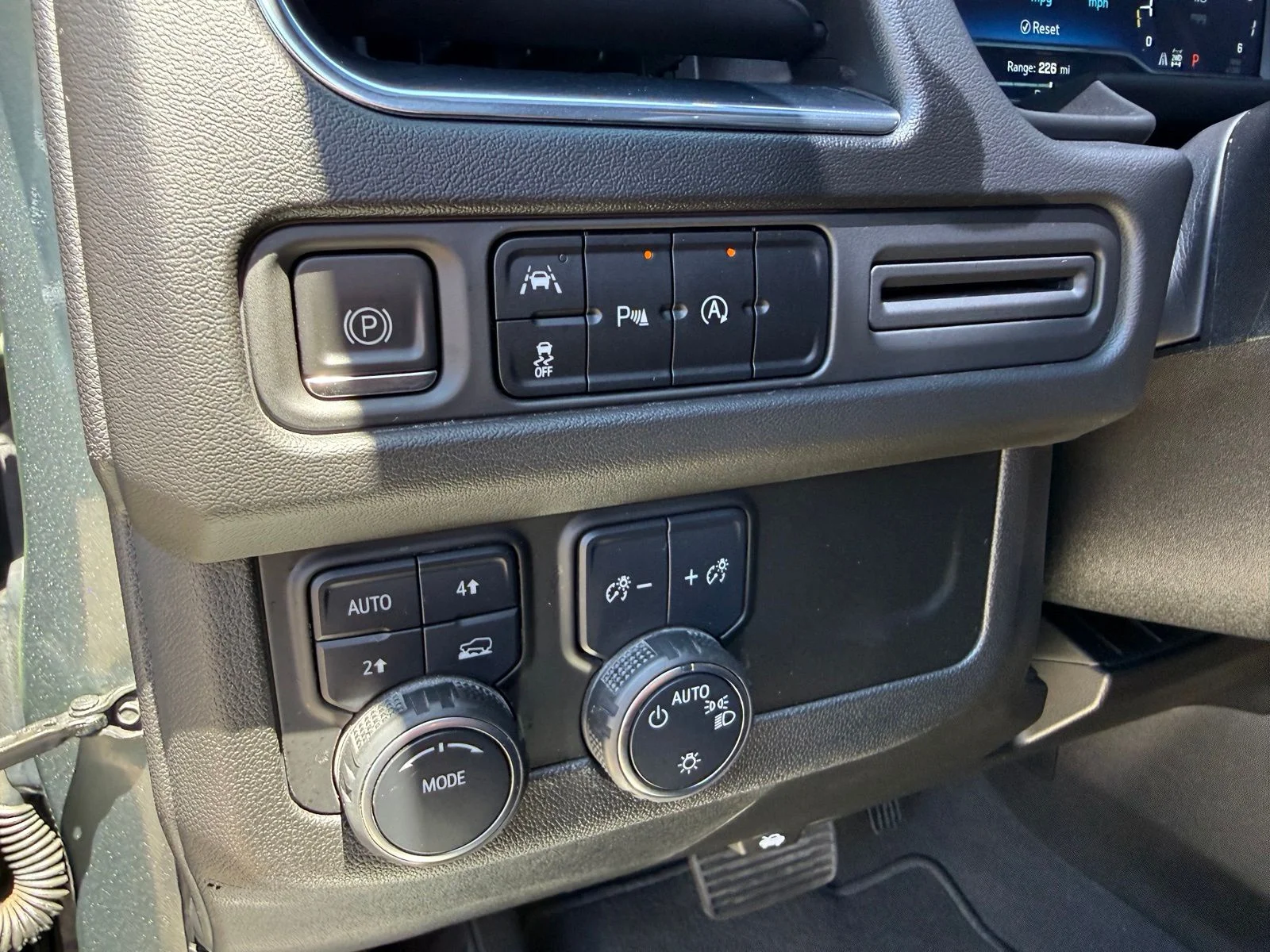 2023 Chevrolet Tahoe LT - Photo 15