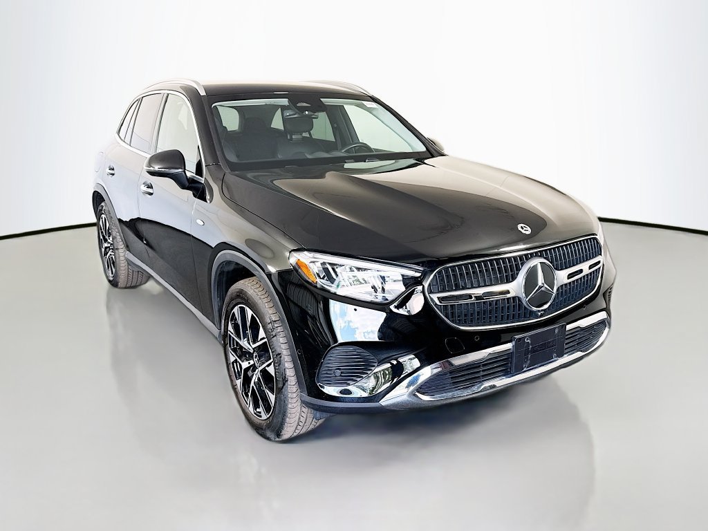 2025 Mercedes-Benz GLC