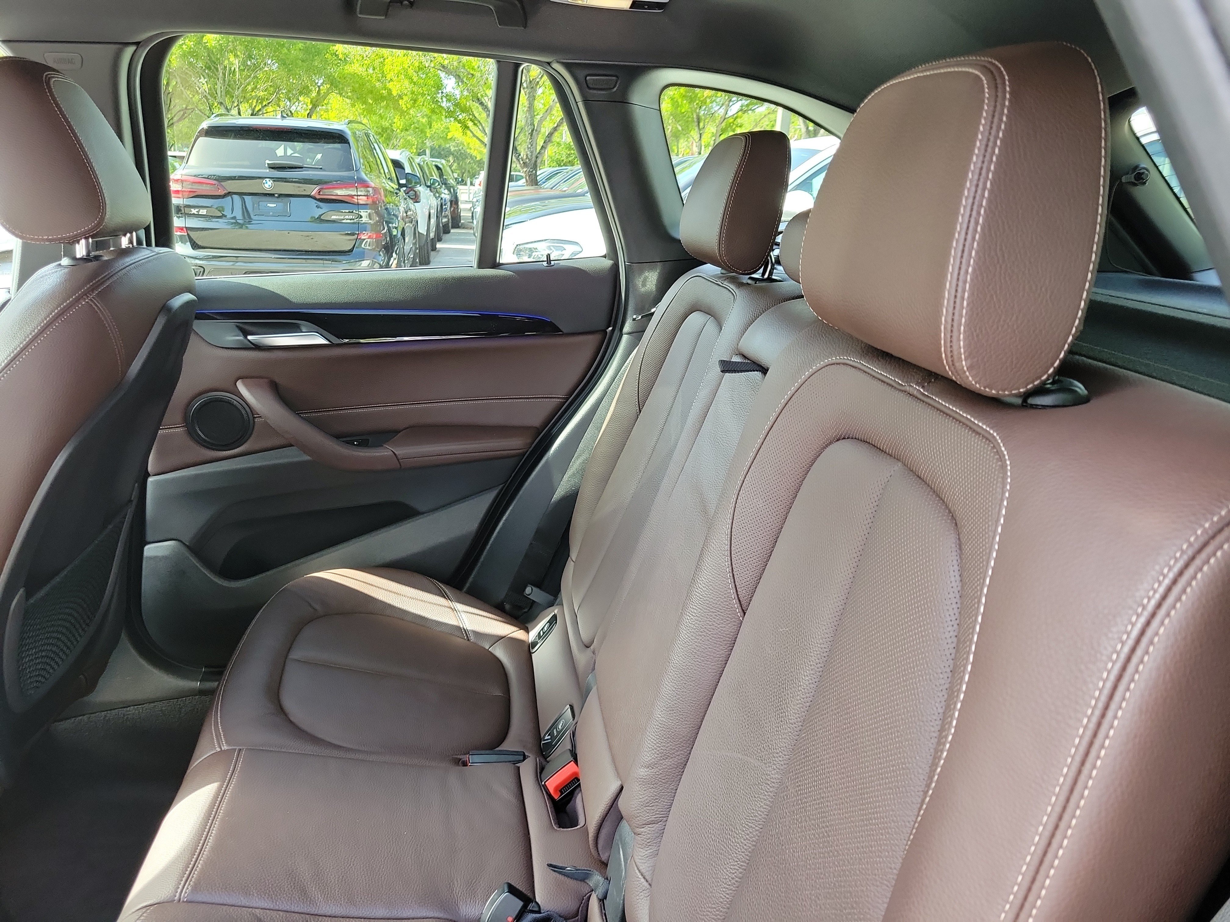 Used 2021 Mineral Gray Metallic BMW sDrive28i image 7