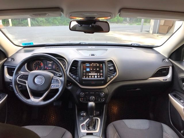 2017 Jeep Cherokee Latitude - Photo 16