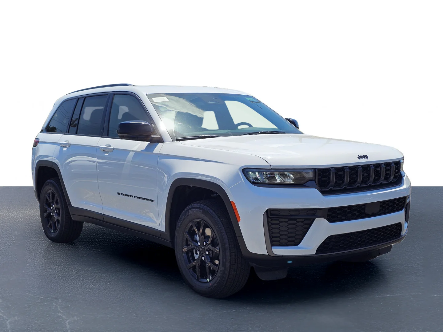 New 2026 Bright White Clearcoat Jeep Laredo Altitude image 5