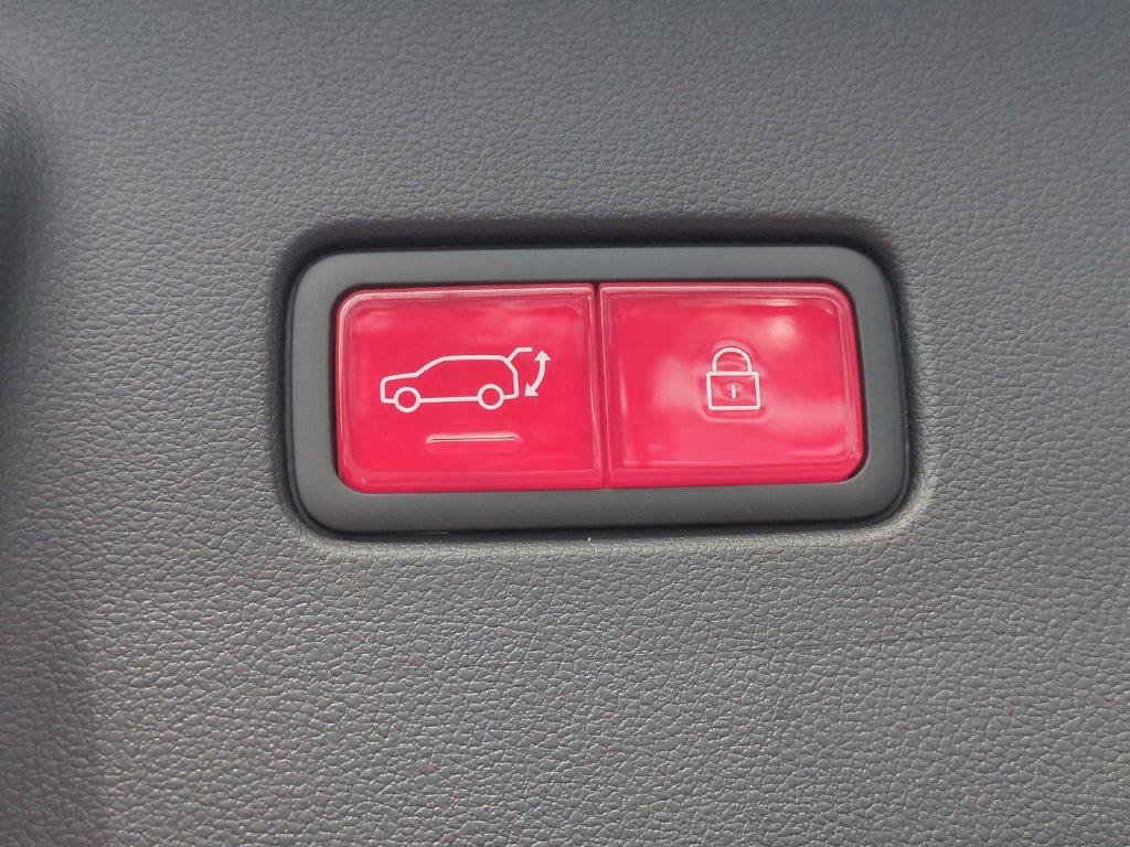 New 2027 White Hyundai Blue SEL 7P image 17