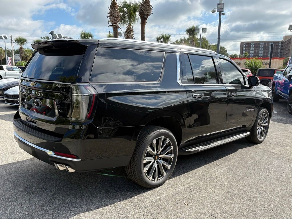 2026 Chevrolet Suburban High Country - Photo 7