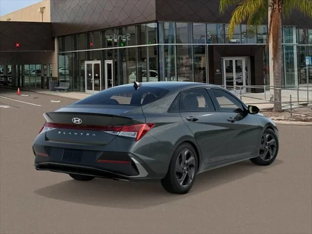 New 2026 Gray Hyundai SEL Sport image 4