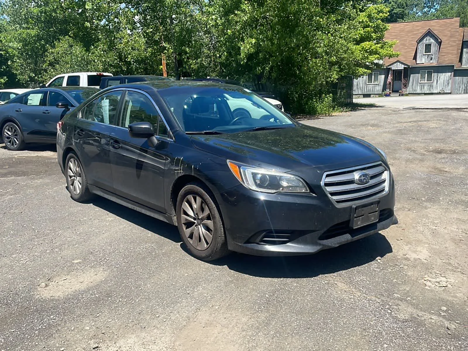 Used 2016 Crystal Black Silica Subaru 2.5i Premium image 9