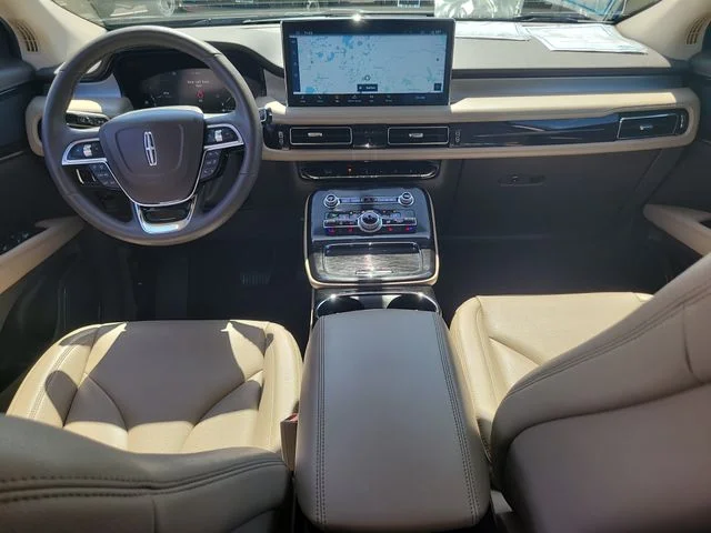 Used 2022 Blue Lincoln Standard image 15