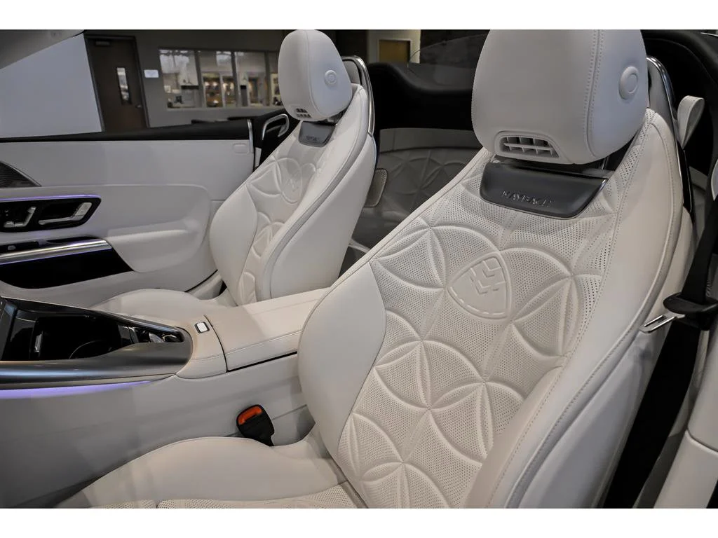 New 2026 MANUFAKTUR garnet red metallic (Red Ambiance) Mercedes-Benz Mercedes-Maybach SL 680 image 57
