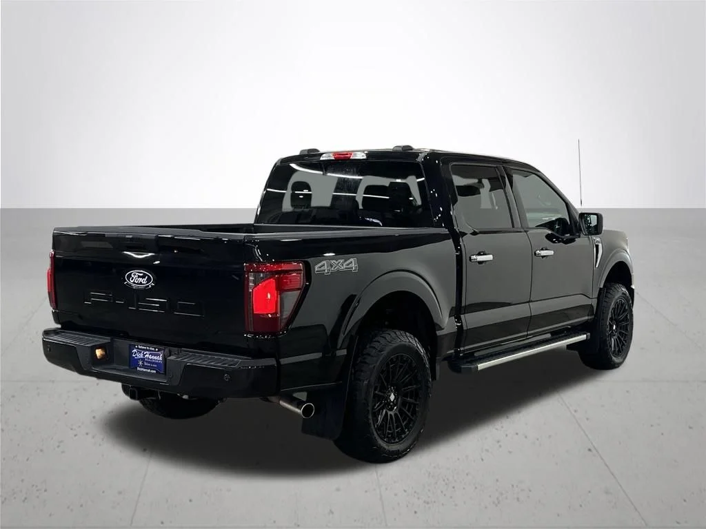 Used 2025 Black Ford XLT image 9