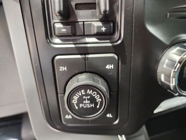 Certified Used 2021 Blue Metallic Ford Lariat image 17