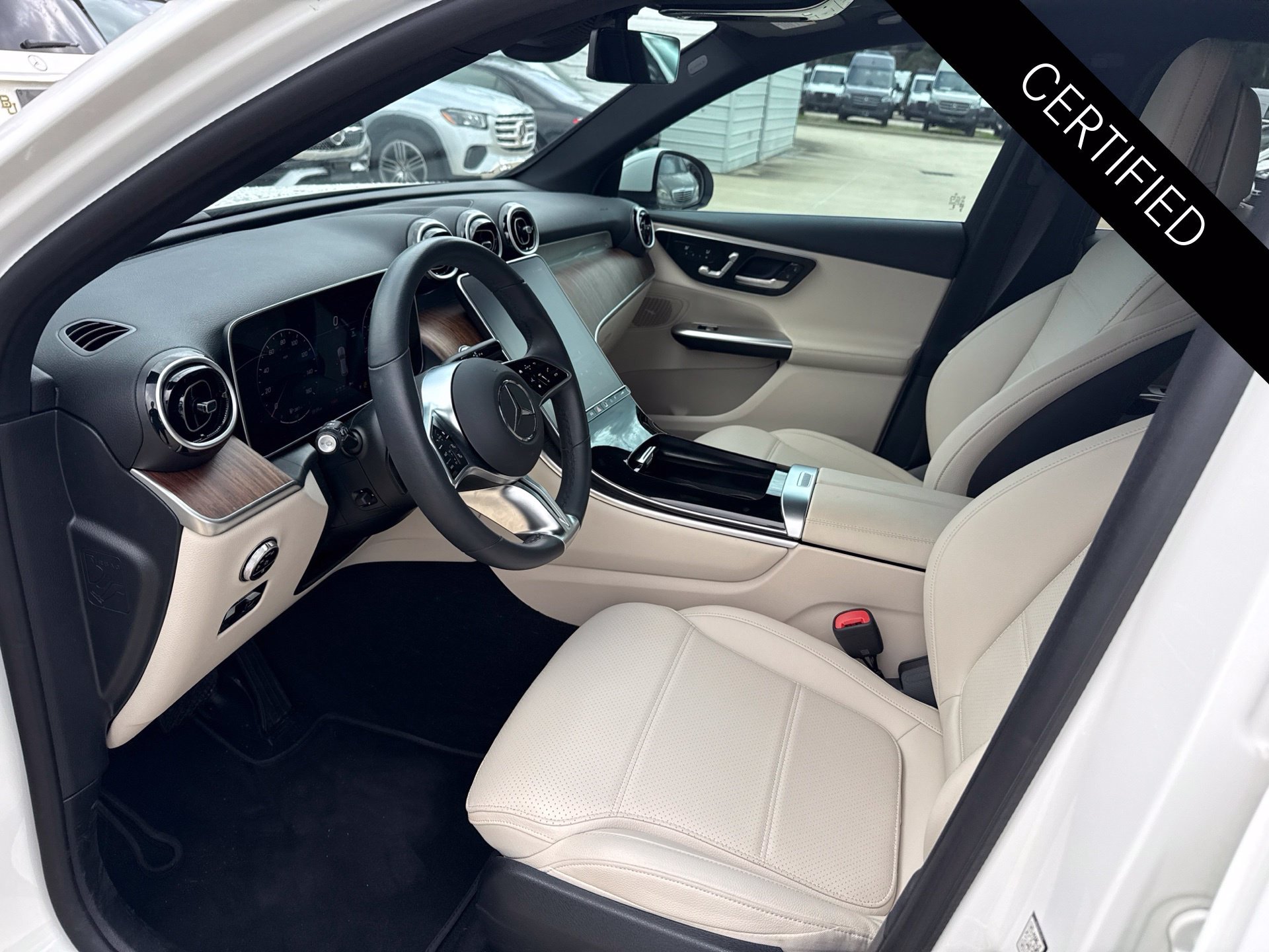 Certified Used 2026 Polar White Mercedes-Benz GLC 300 image 8