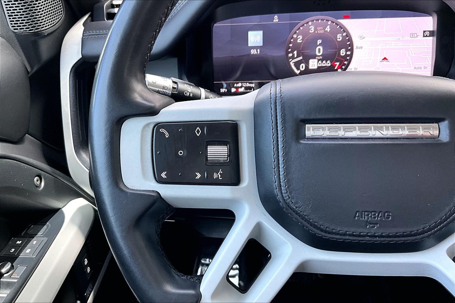 Used 2020 Gray Land Rover HSE image 18