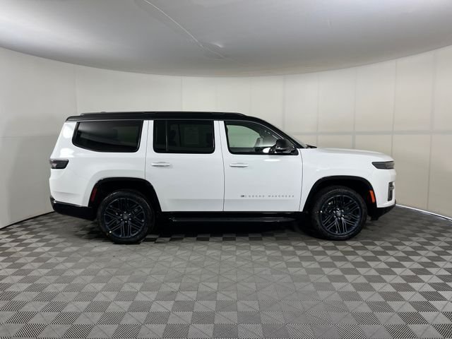 New 2026 Bright White Clear-Coat Exterior Paint Jeep  image 4
