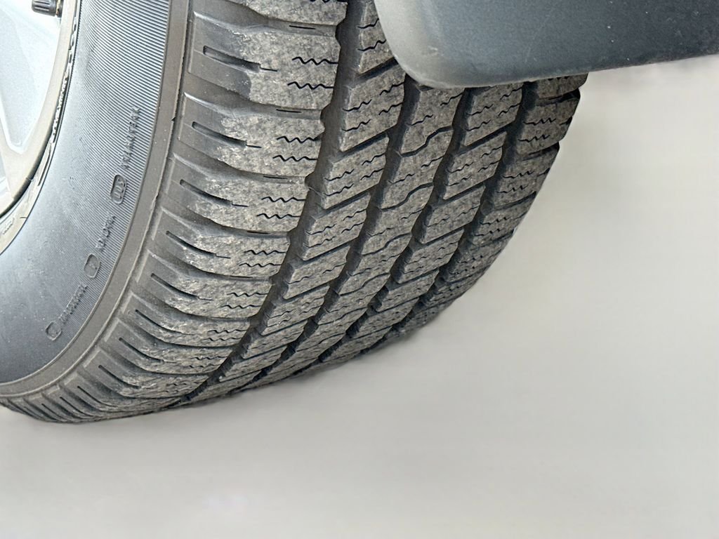 Used 2023 Gray Chevrolet RST image 23