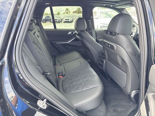 New 2026 Black Sapphire Metallic BMW xDrive40i image 11