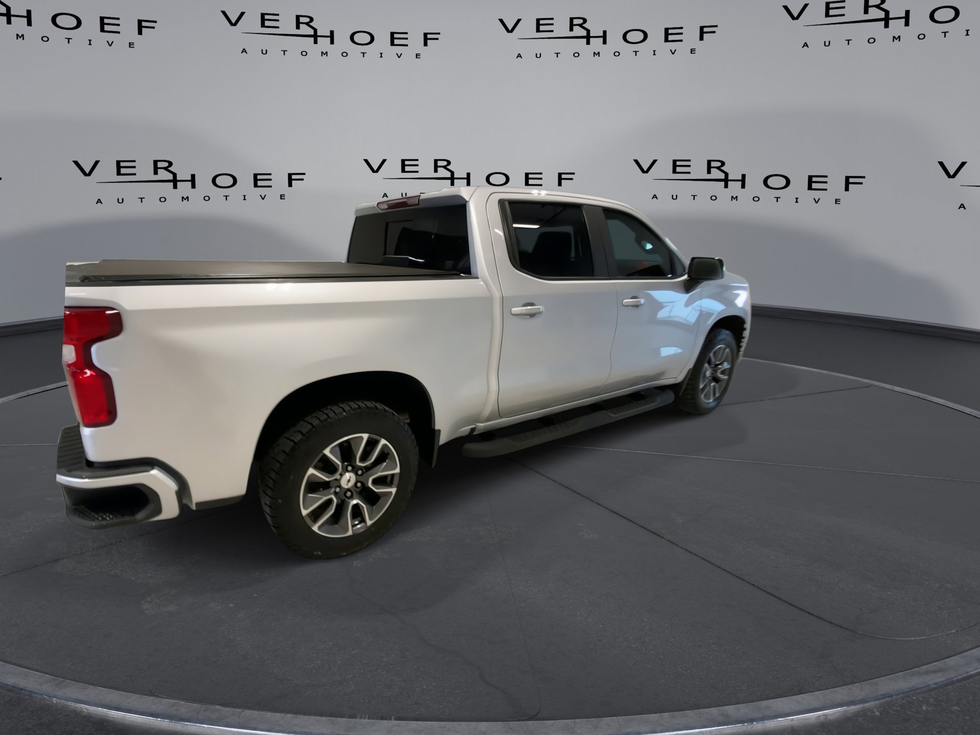 Used 2021 Silver Ice Metallic Chevrolet RST image 8