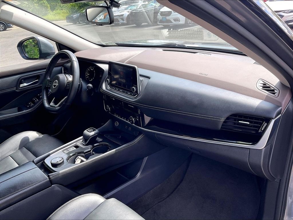 Used 2023 Gray Nissan SL image 14